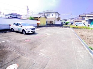 藤枝駅 バス9分  高洲小学校前下車：停歩2分 1階の物件外観写真